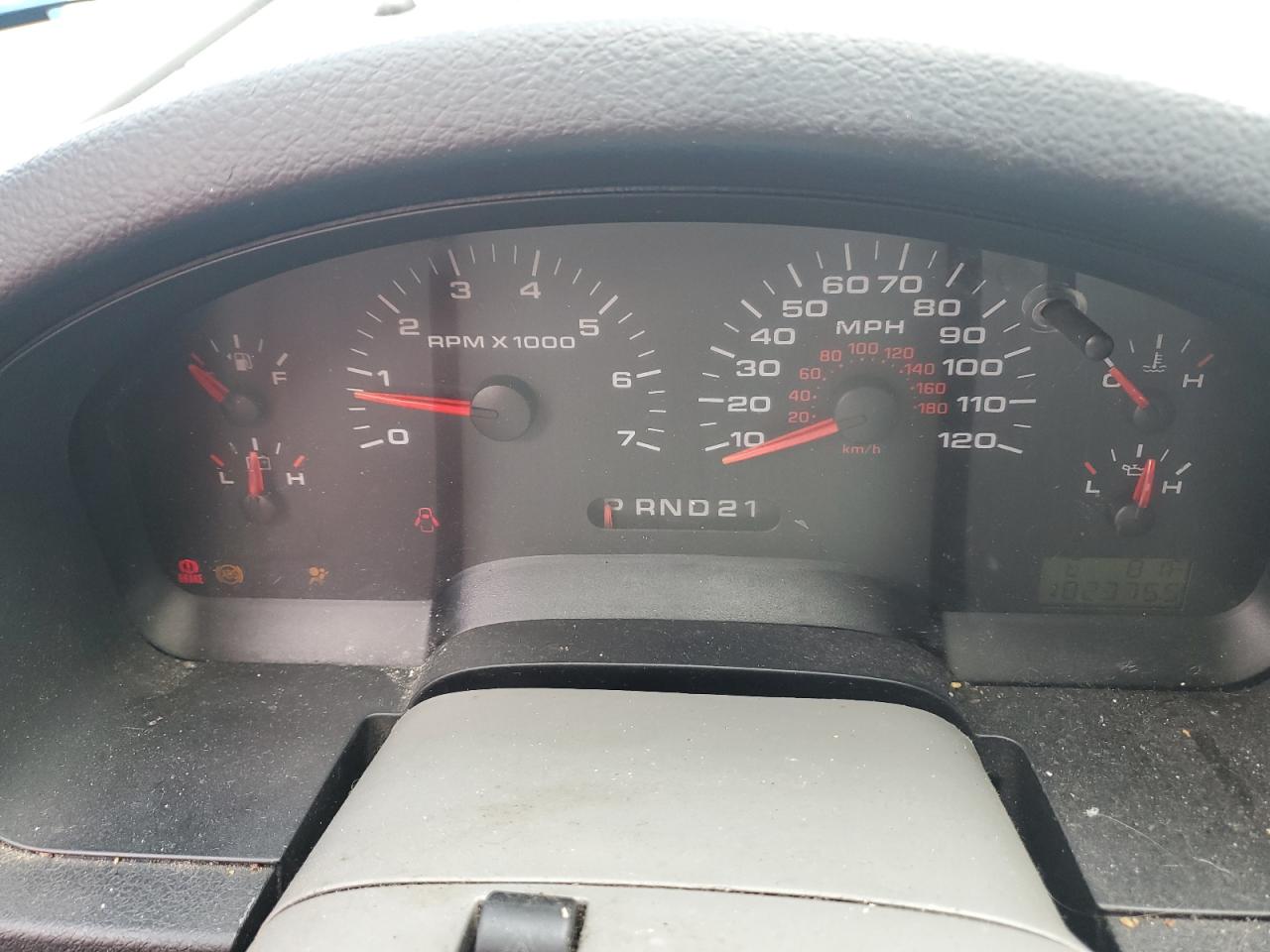 2005 Ford F-150 - Image 9