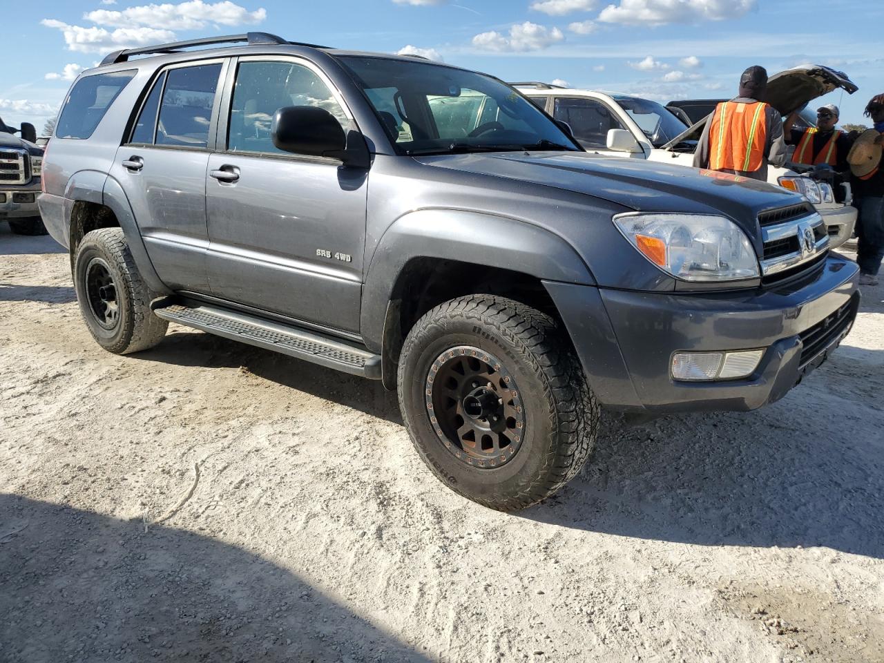 2005 Toyota 4Runner Sr5 VIN: JTEBU14RX50066232 Lot: 74890074