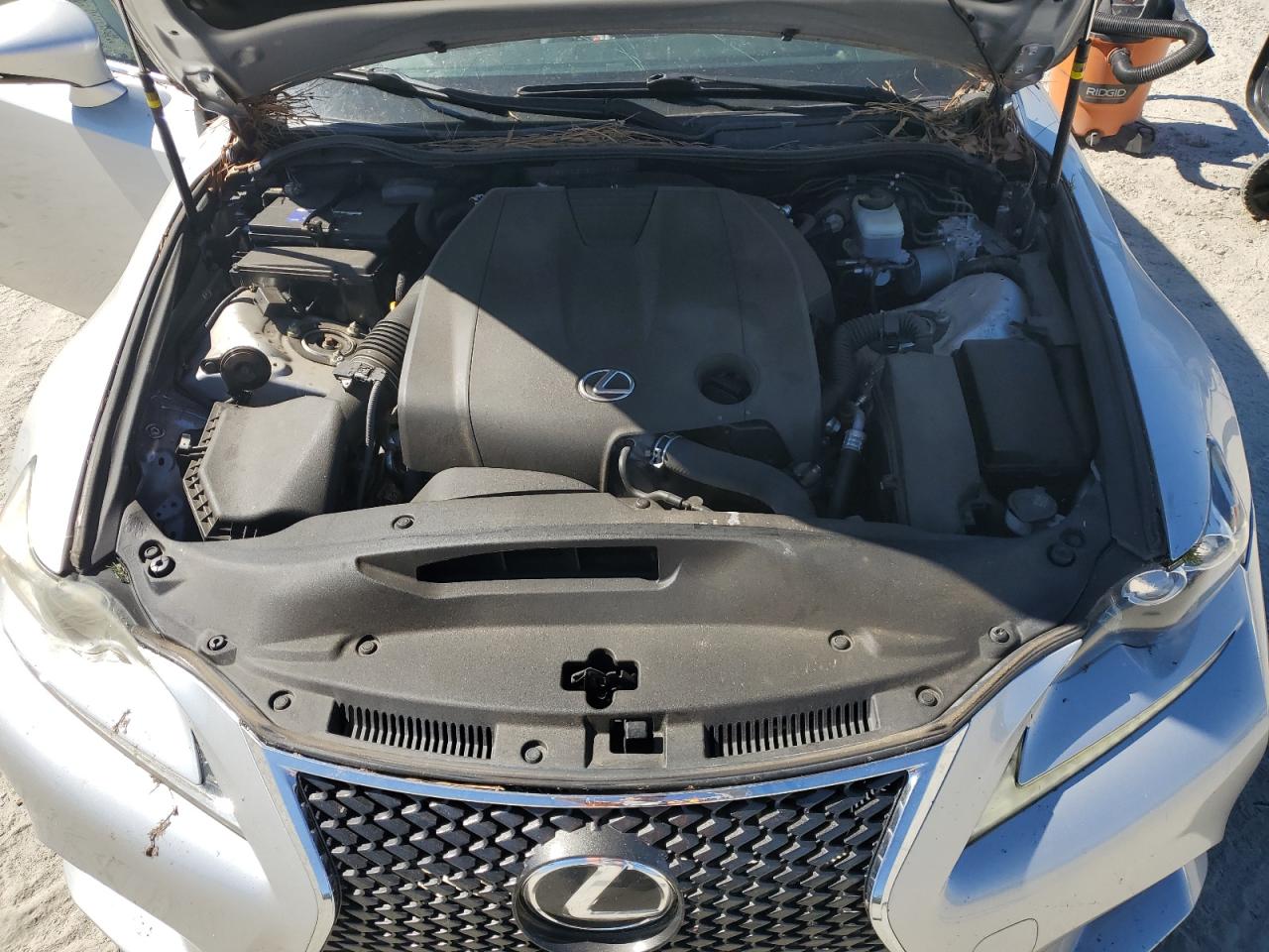 2014 Lexus IS - Image 13