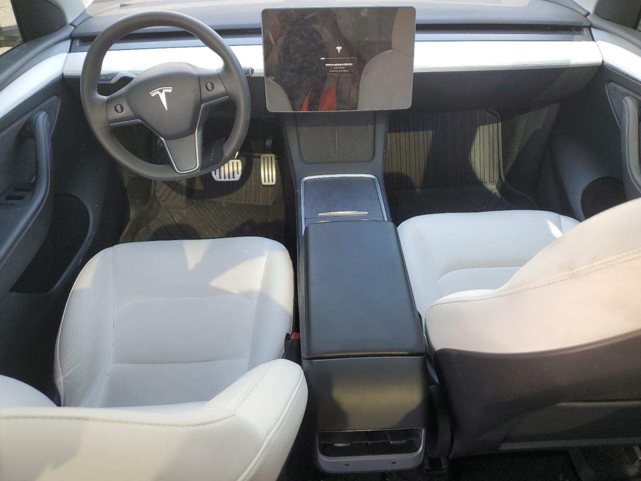 2022 Tesla Model Y VIN: 7SAYGDEF8NF532014 Lot: 75179474