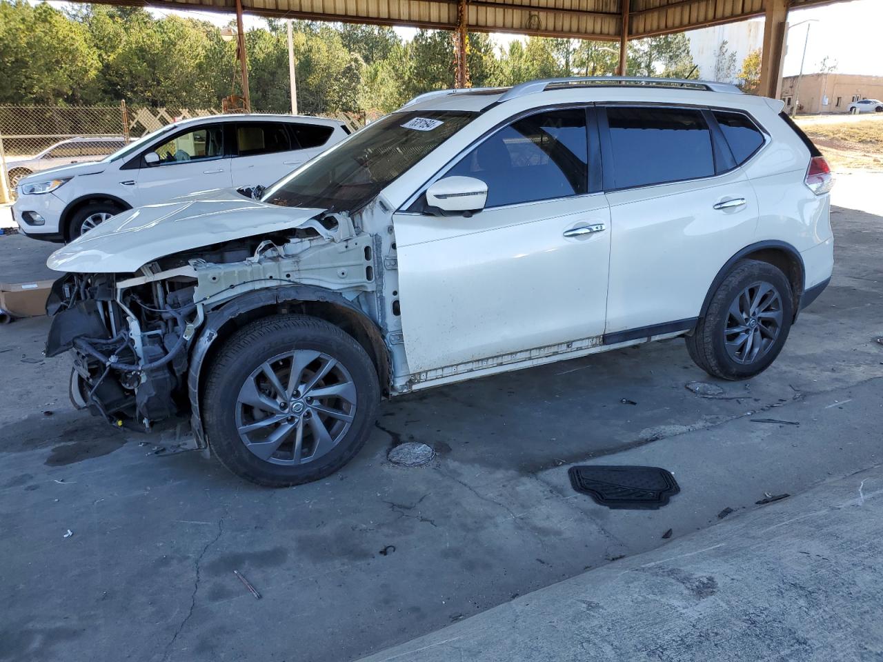 2016 Nissan Rogue - Image 1