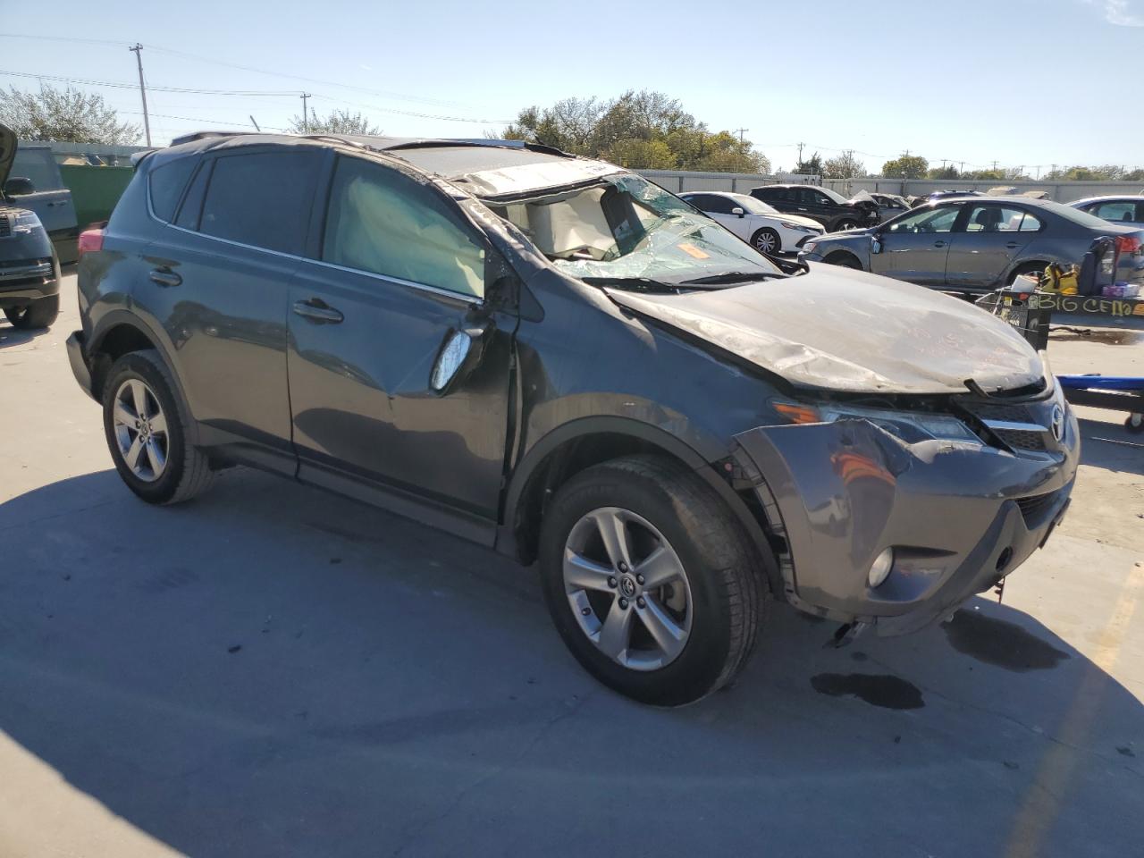 2015 Toyota RAV 4 - Image 4