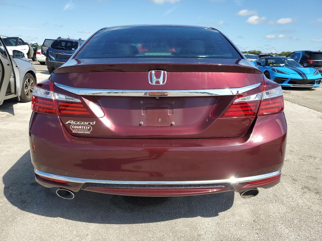 1HGCR2F50HA175096 2017 Honda Accord Sport