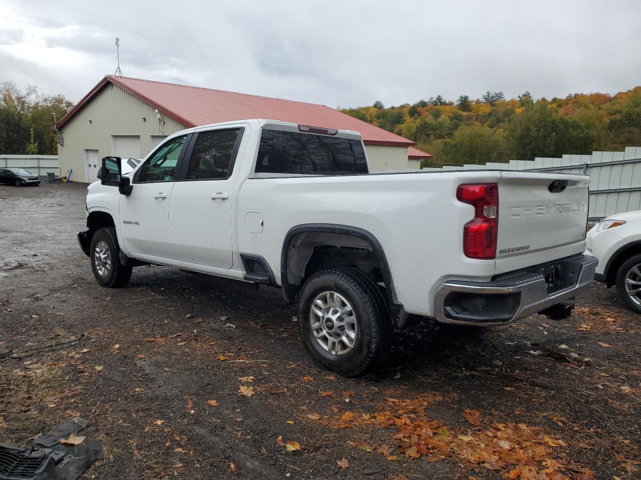2024 Chevrolet Silverado - Image 2