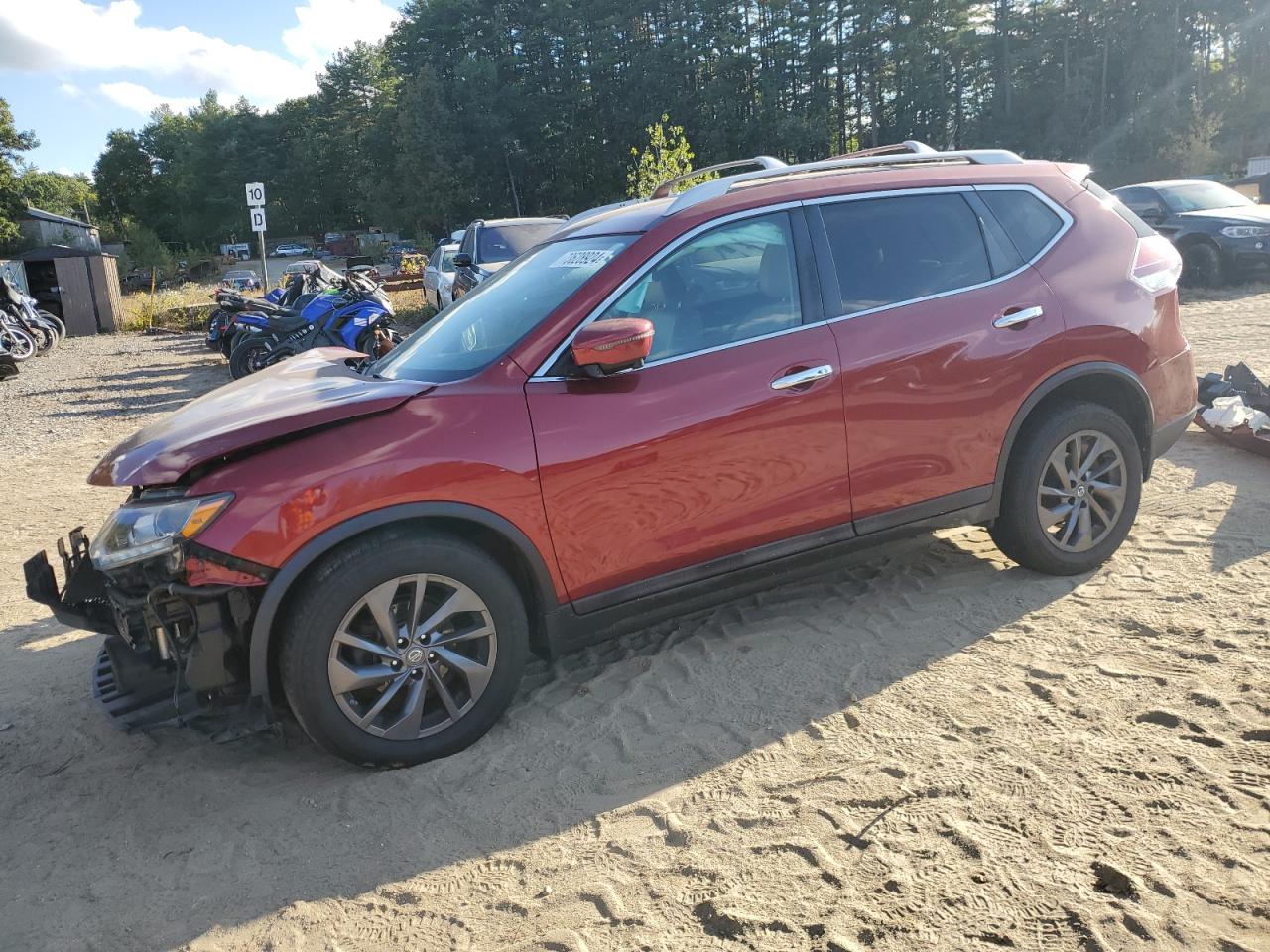 2016 Nissan Rogue - Image 1