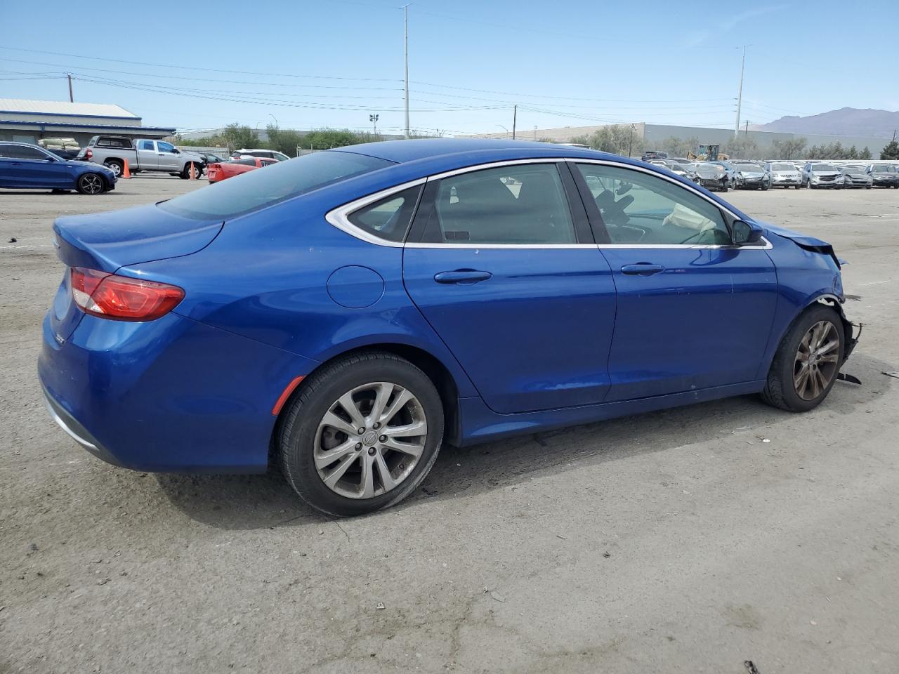 2016 Chrysler 200 - Image 3