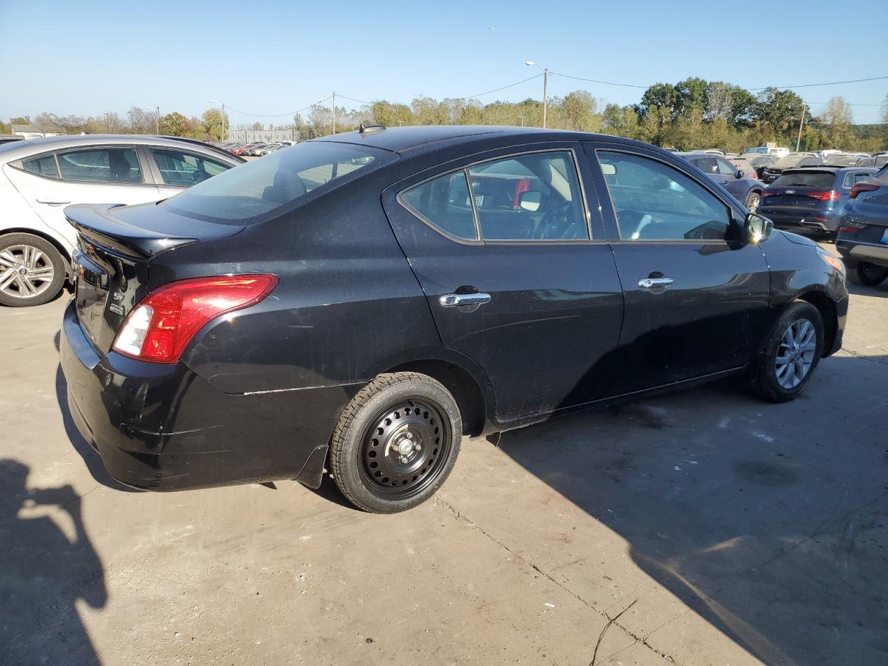 VIN 3N1CN7AP9HL884458 2017 NISSAN VERSA no.3