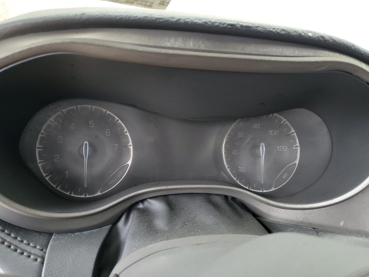 2018 Chrysler Pacifica - Image 9