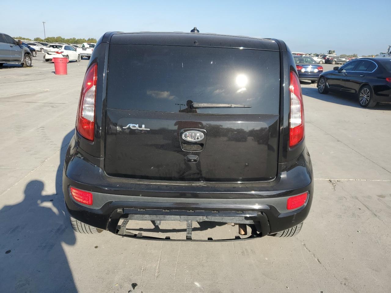 2012 Kia Soul + VIN: KNDJT2A67C7363465 Lot: 77403934