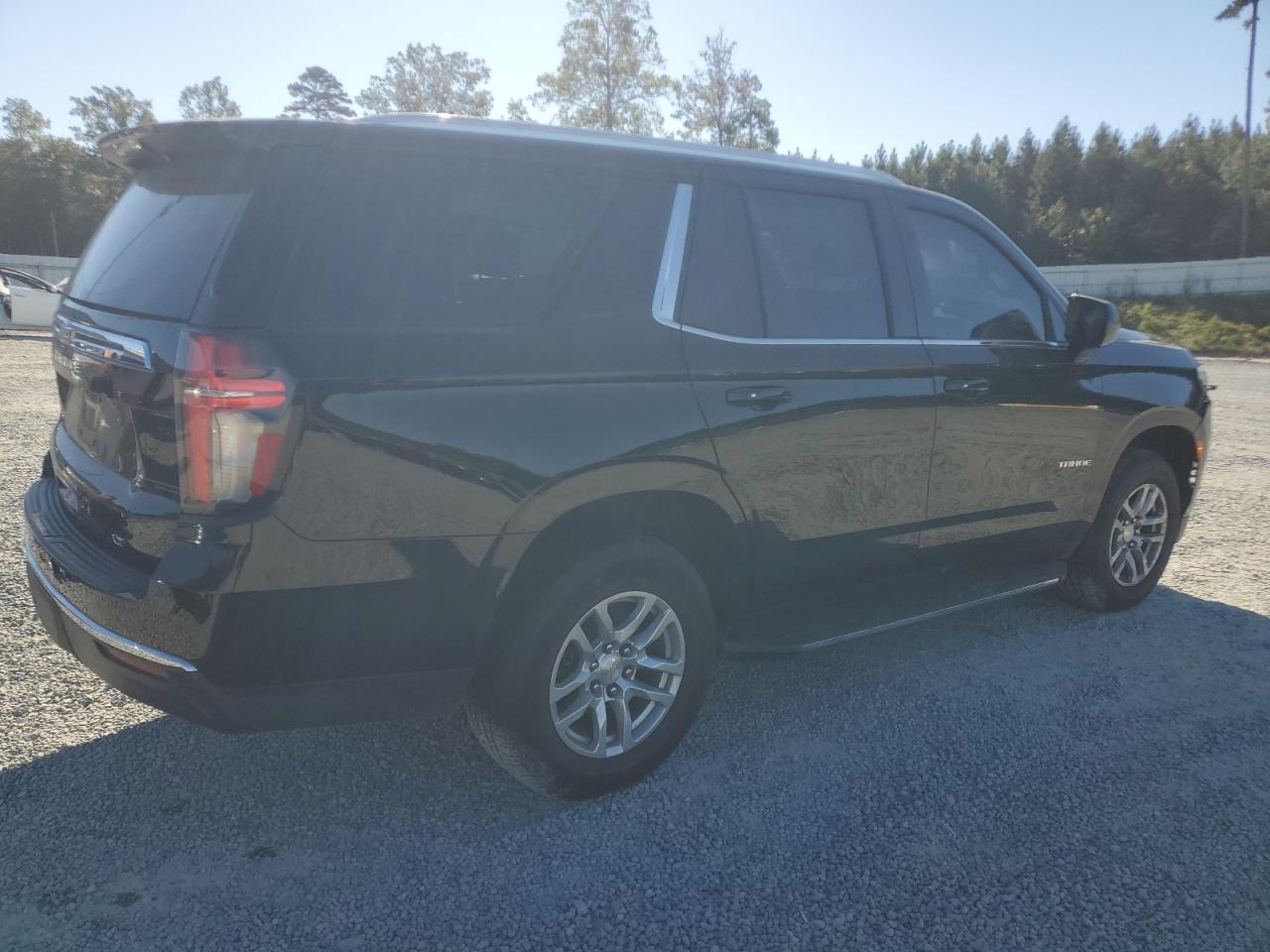 2021 Chevrolet Tahoe - Image 3