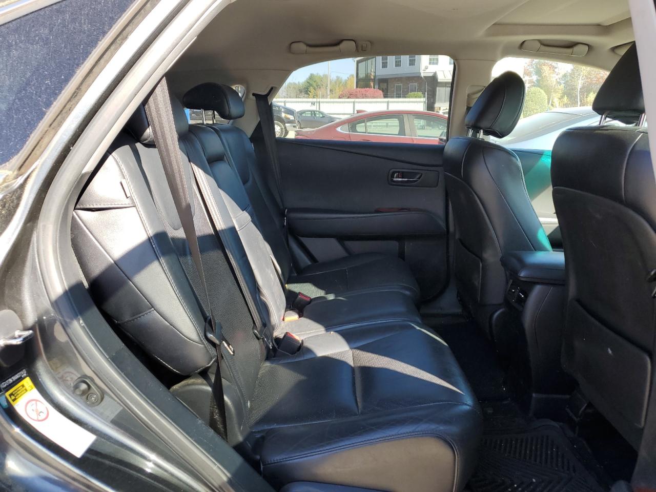 2010 Lexus RX - Image 11