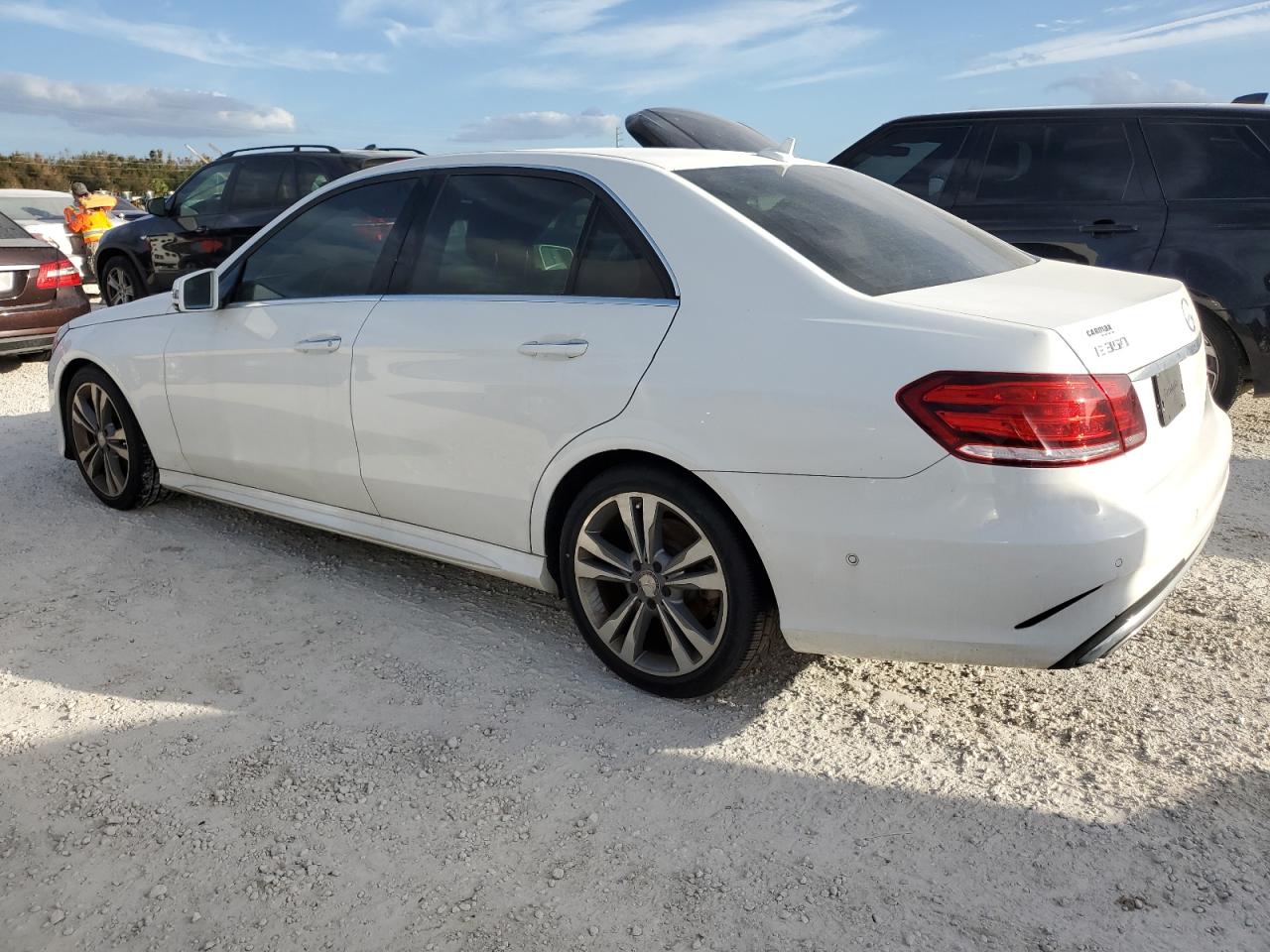 VIN WDDHF5KB6GB251073 2016 MERCEDES-BENZ E-CLASS no.2