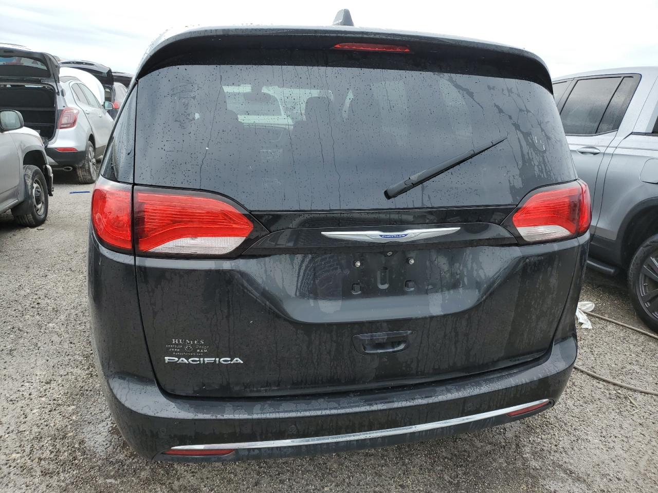 2019 Chrysler Pacifica Touring Plus VIN: 2C4RC1FG6KR555438 Lot: 76388944