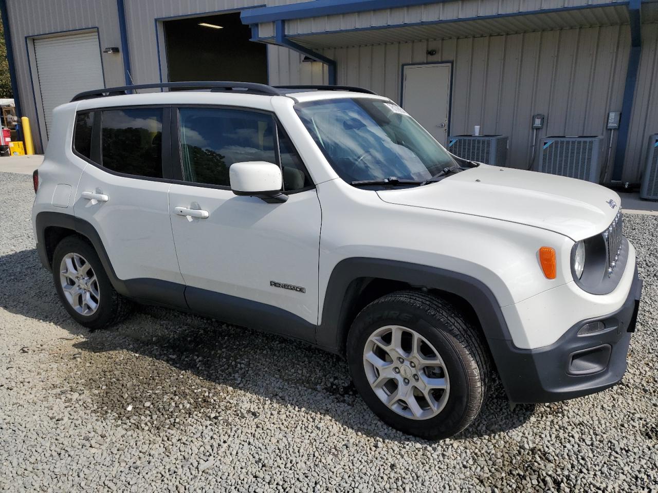 VIN ZACCJBBTXGPD83169 2016 JEEP RENEGADE no.4