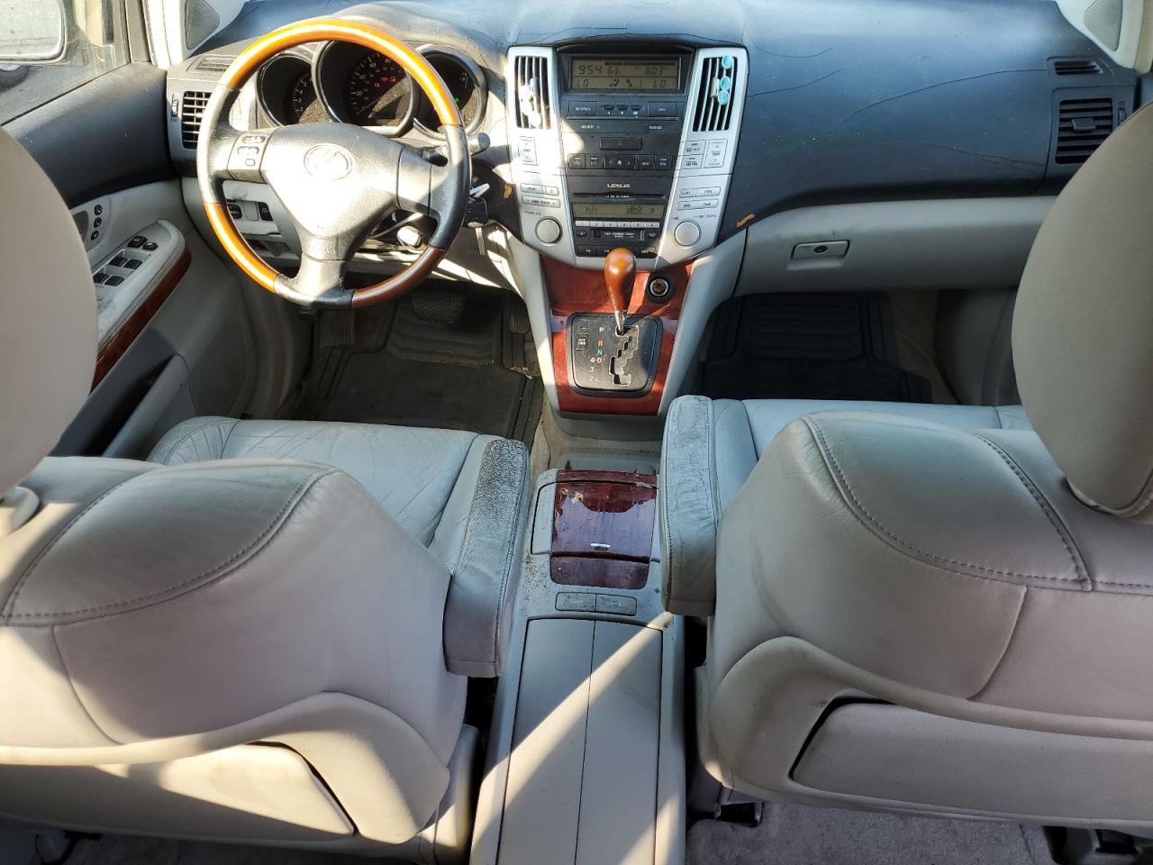 2004 Lexus RX - Image 8