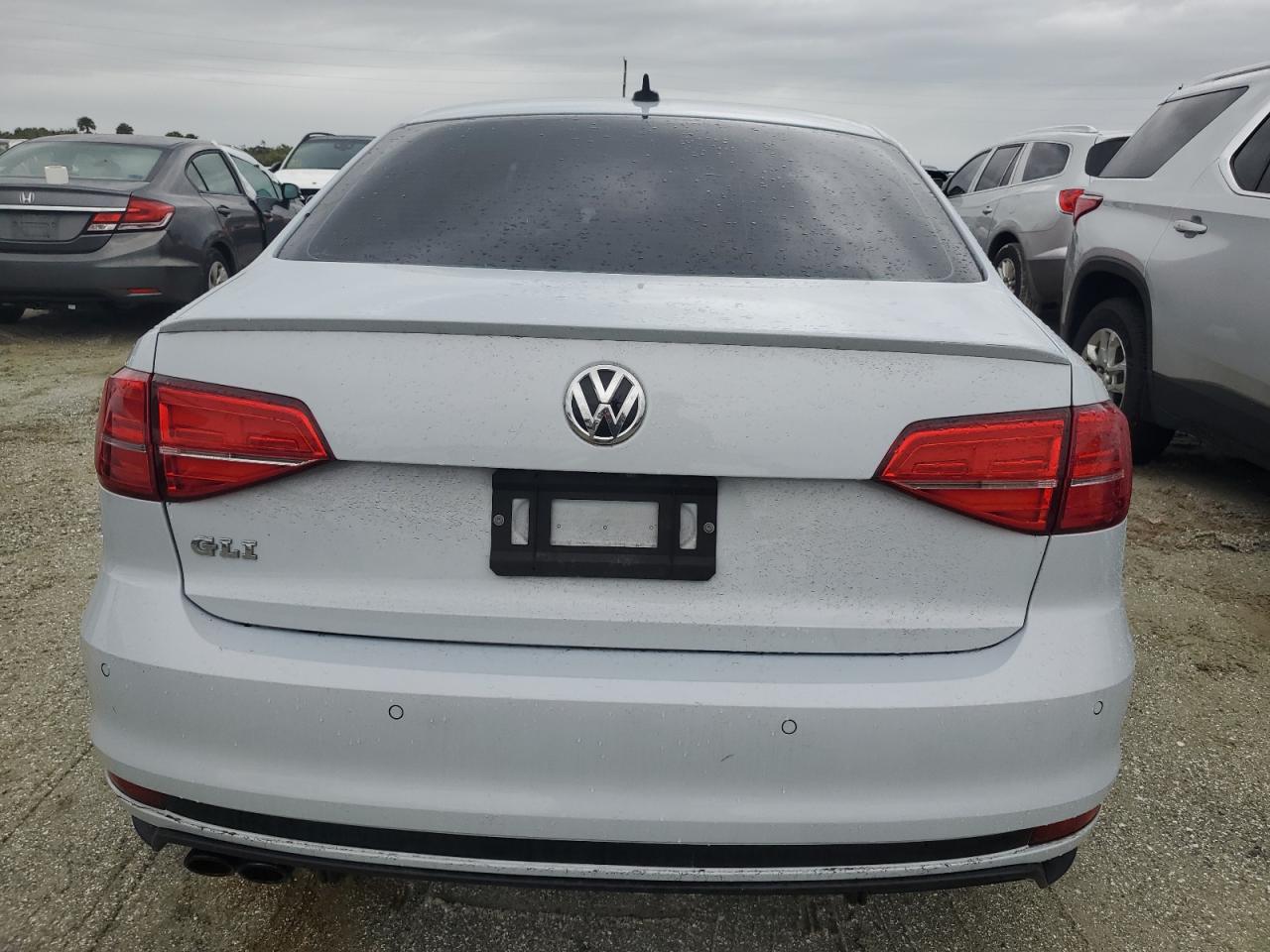 3VW4T7AJXHM355689 2017 Volkswagen Jetta Gli