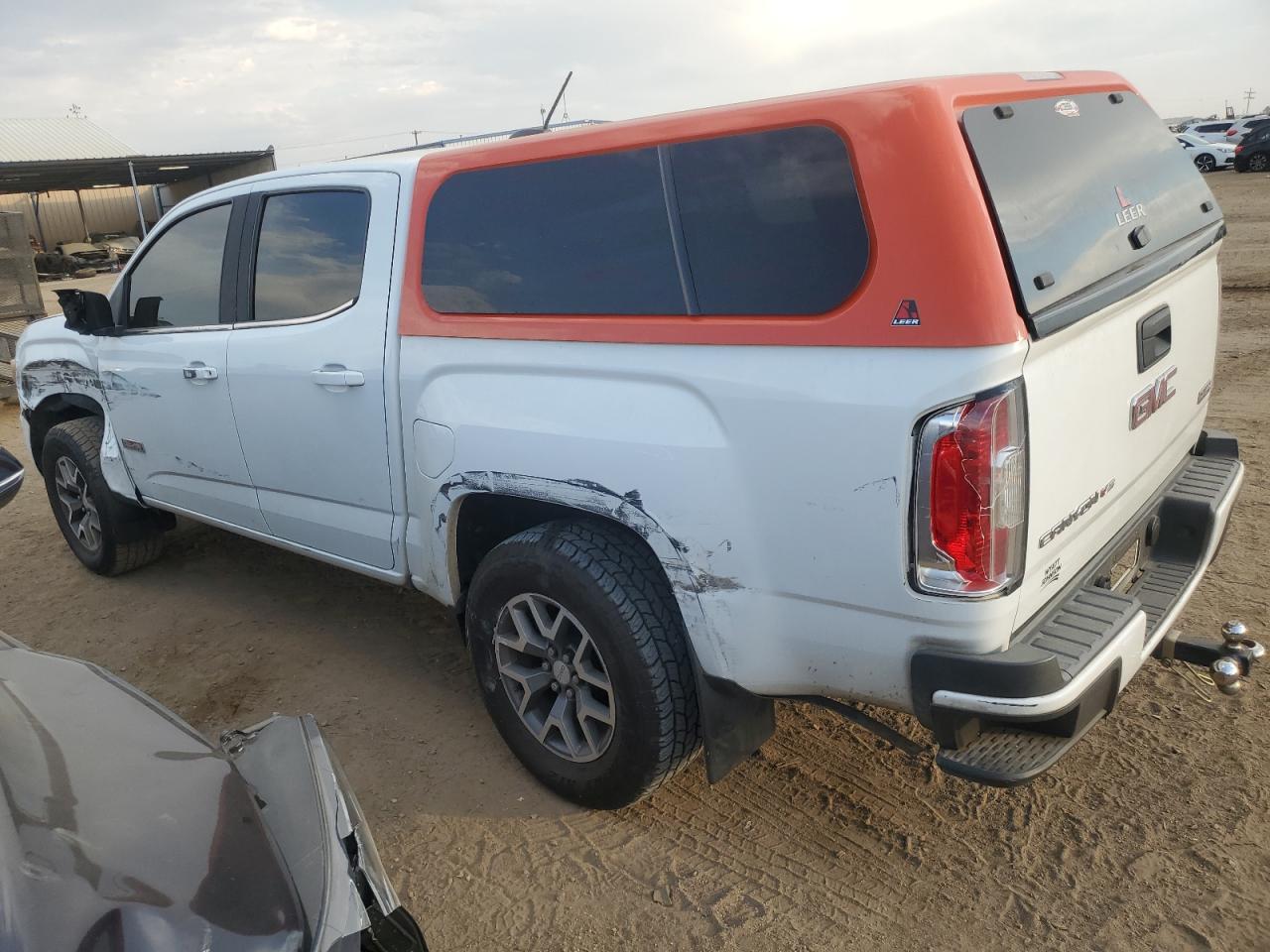 2018 GMC Canyon - Image 2