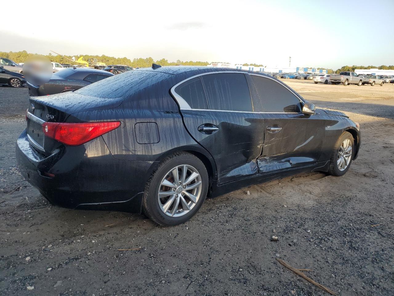 2014 Infiniti Q50 - Image 3