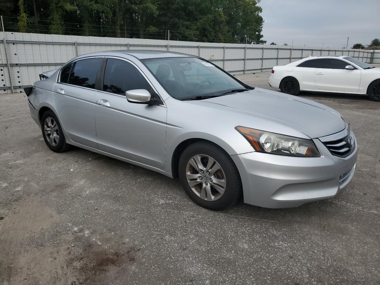 2012 Honda Accord - Image 4