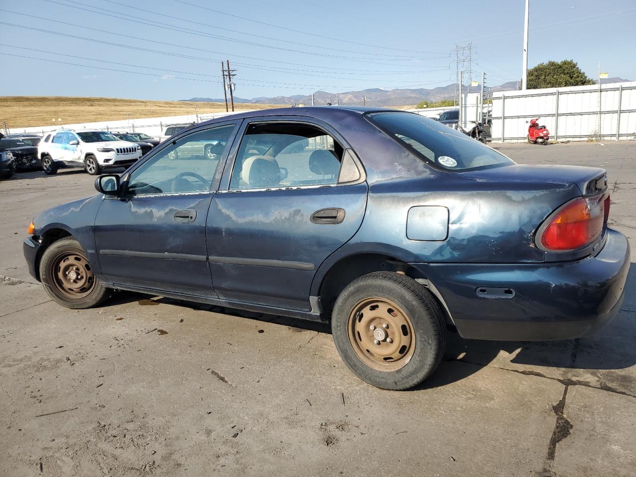 1998 Mazda Protege - Image 2