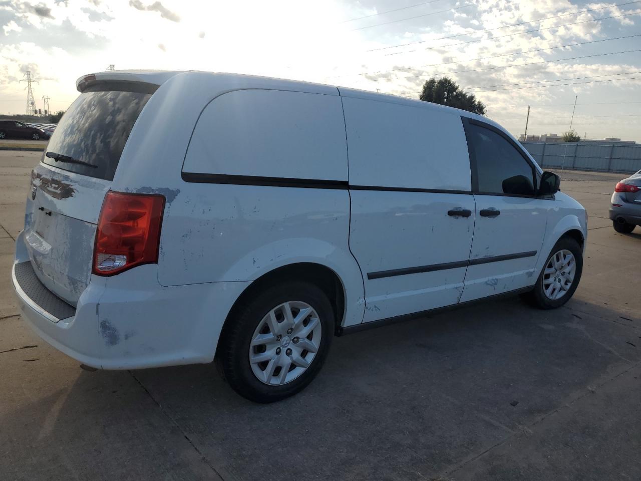 2015 RAM Cargo Van Tradesman - Image 3