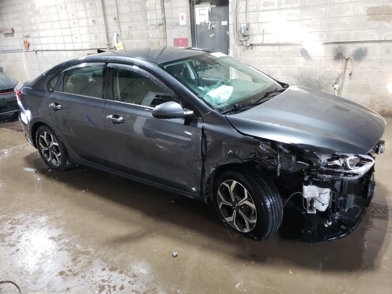 2021 Kia Forte - Image 4