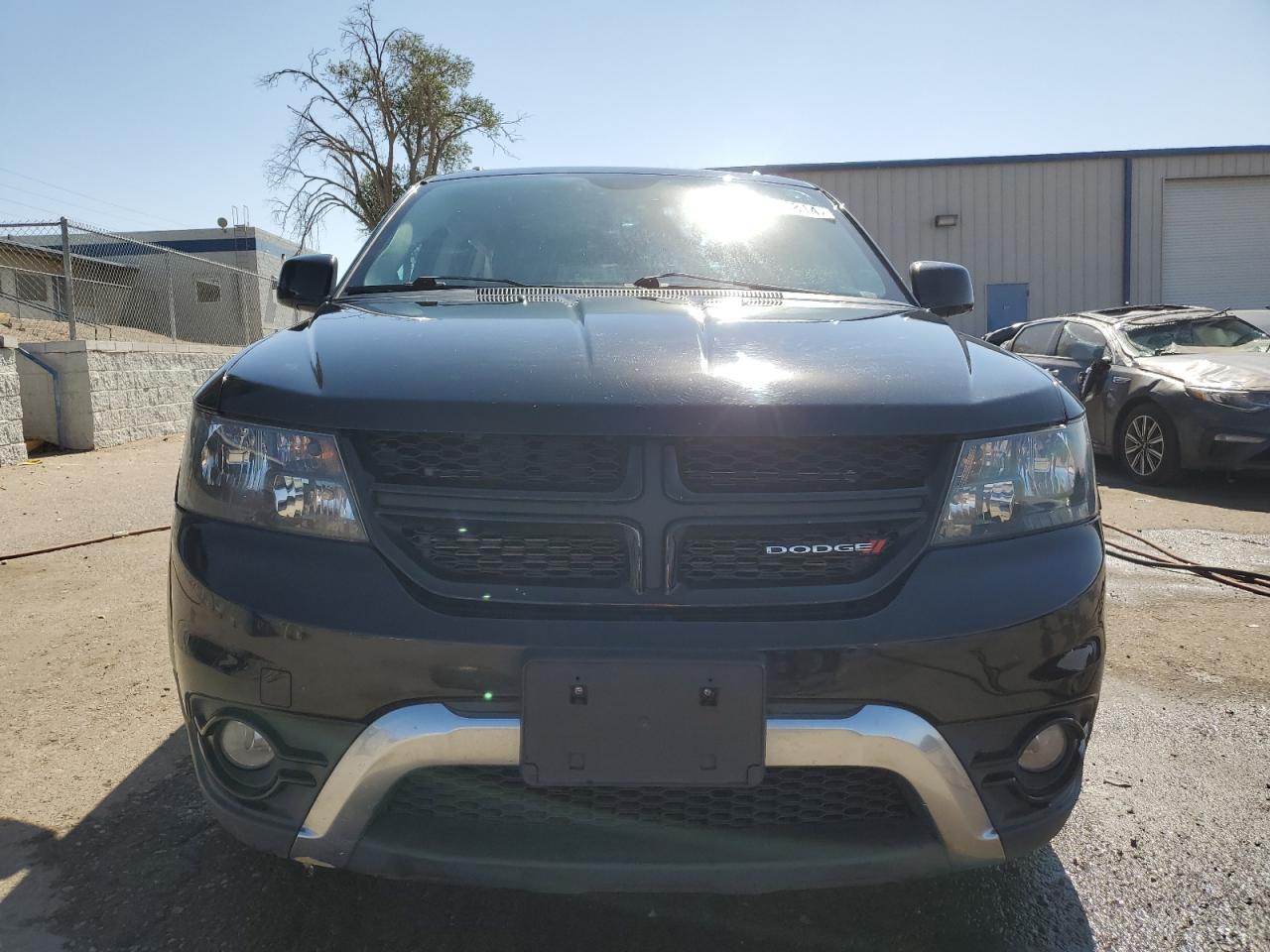 3C4PDDGGXHT618437 2017 Dodge Journey Crossroad