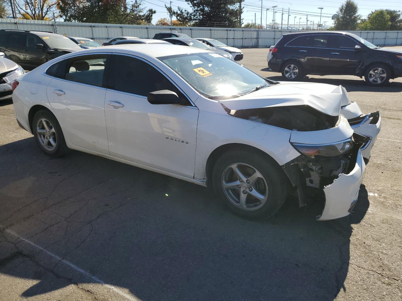 VIN 1G1ZC5ST8JF186283 2018 CHEVROLET MALIBU no.4