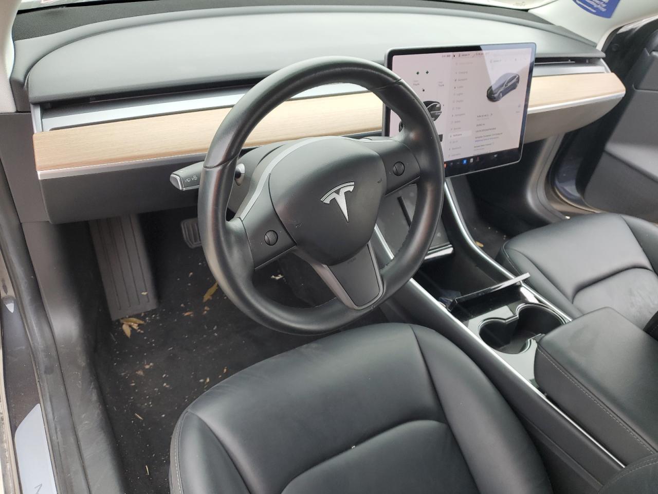 5YJ3E1EA8JF163004 2018 Tesla Model 3