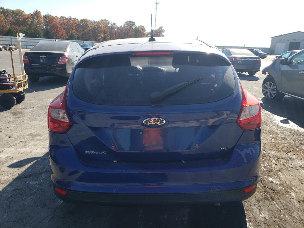 2012 Ford Focus Se VIN: 1FAHP3K24CL215565 Lot: 76931124