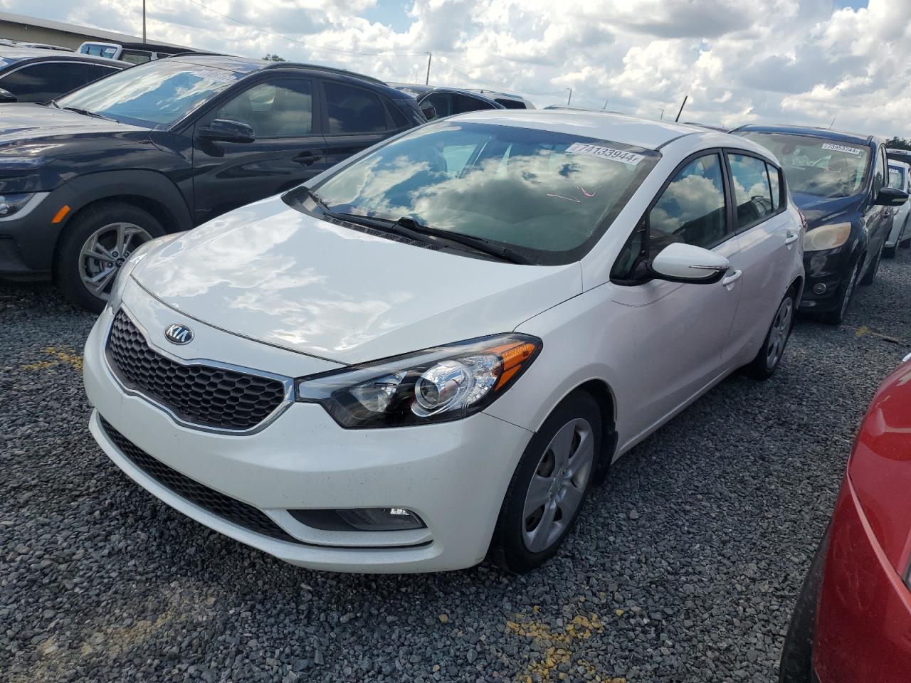 KNAFK5A81G5582884 2016 KIA FORTE - Image 1