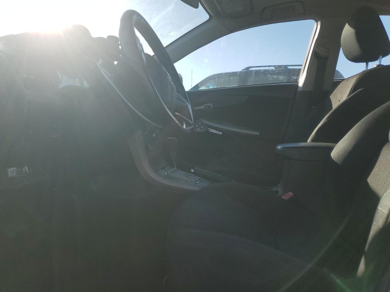 2011 Toyota Corolla Base VIN: 2T1BU4EE6BC598984 Lot: 77956244