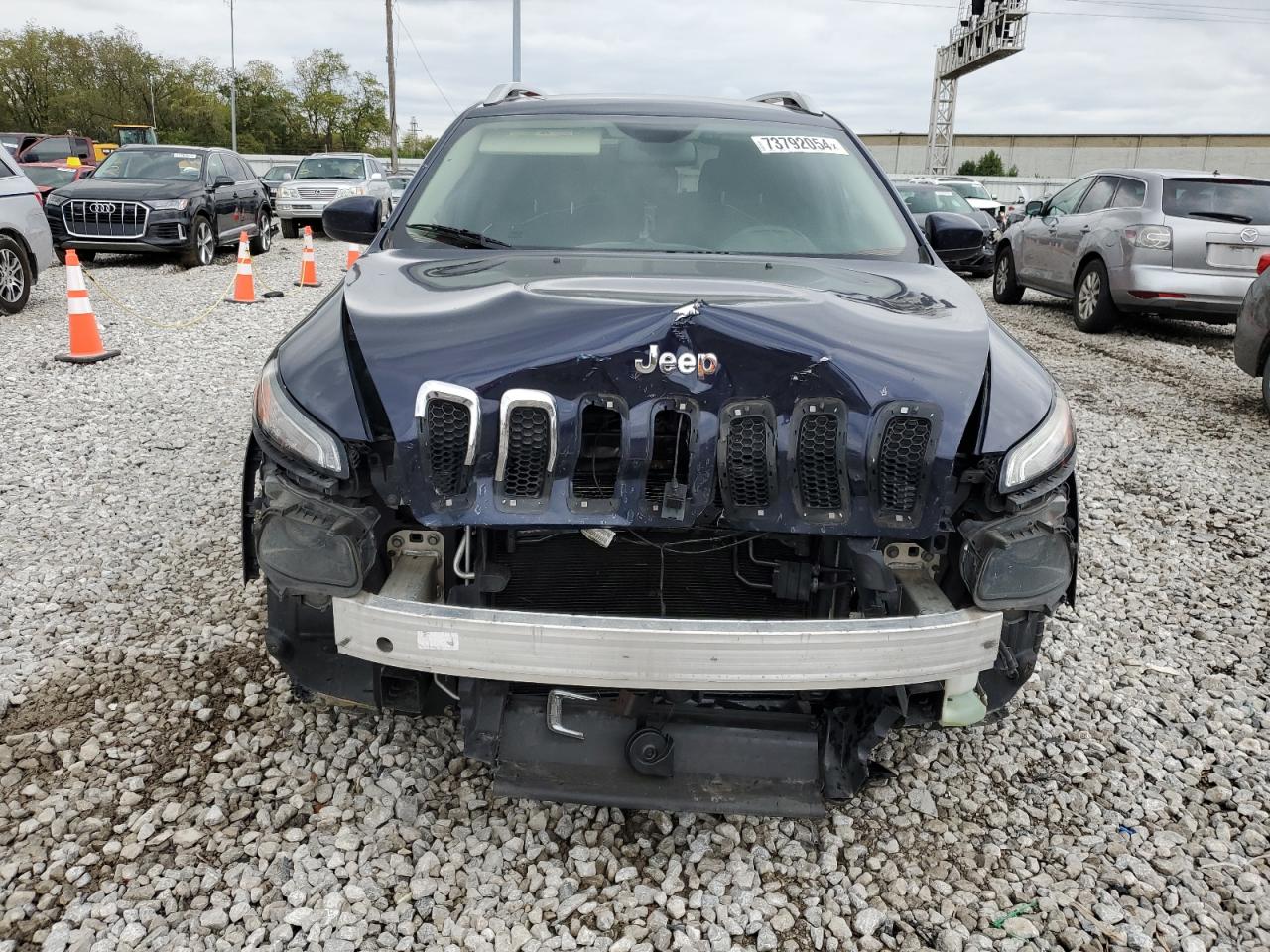 2016 Jeep Cherokee Latitude VIN: 1C4PJLCB6GW200995 Lot: 73792054