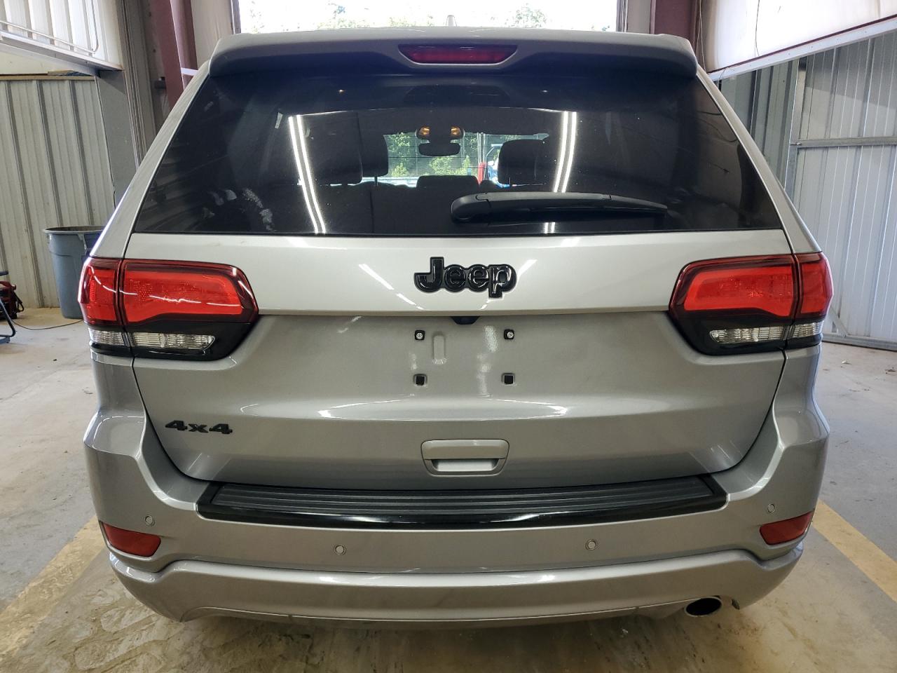 2018 Jeep Grand Cherokee Laredo VIN: 1C4RJFAG2JC443608 Lot: 75136204