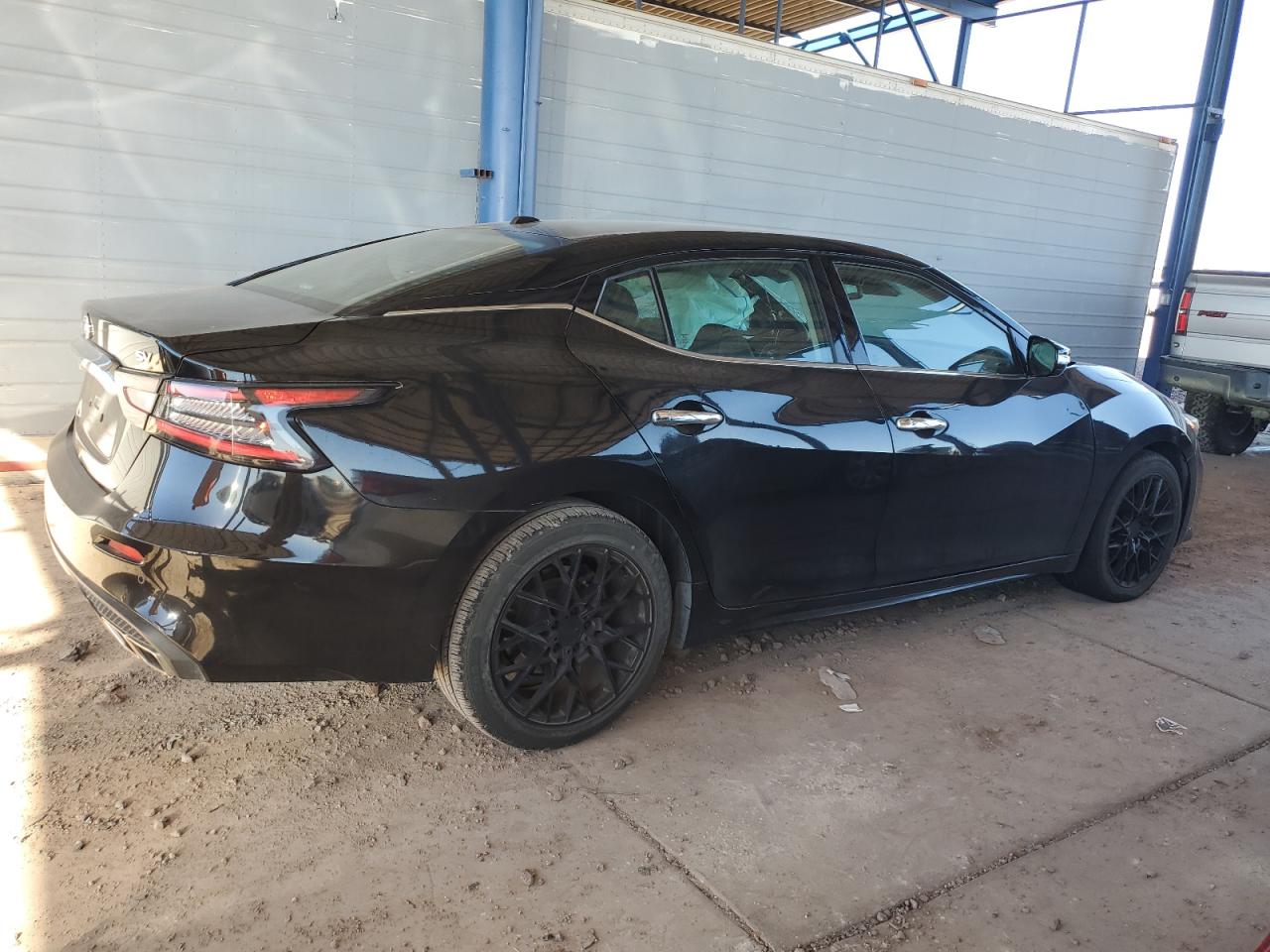 2020 Nissan Maxima - Image 3