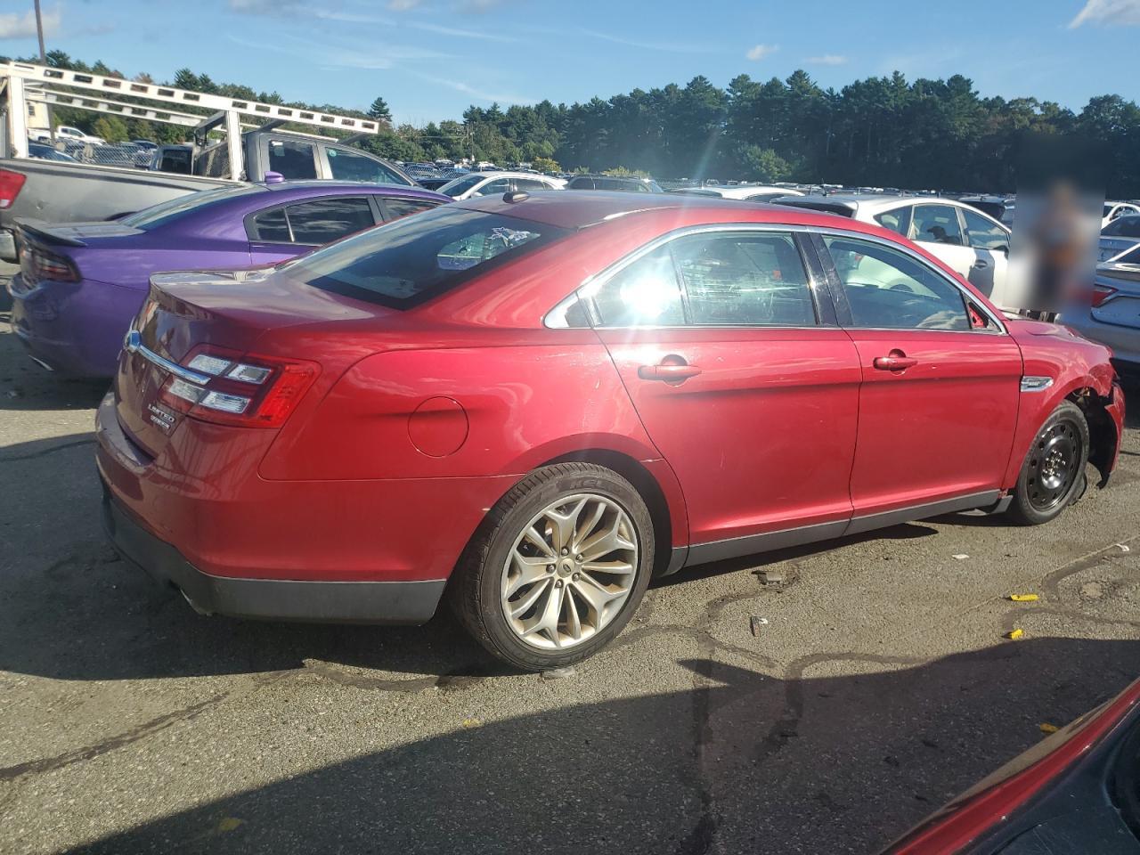 2014 Ford Taurus - Image 3