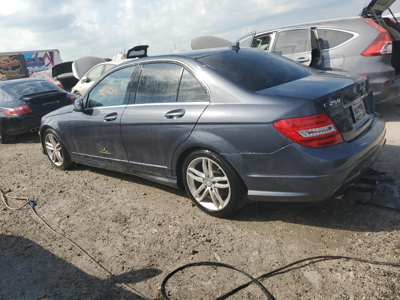 VIN WDDGF4HB7DR241572 2013 MERCEDES-BENZ C-CLASS no.2