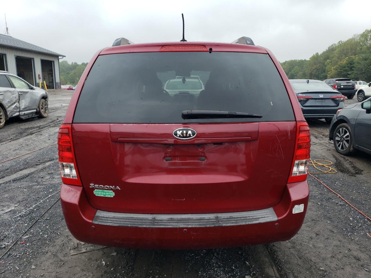 KNDMG4C71B6396100 2011 Kia Sedona Lx