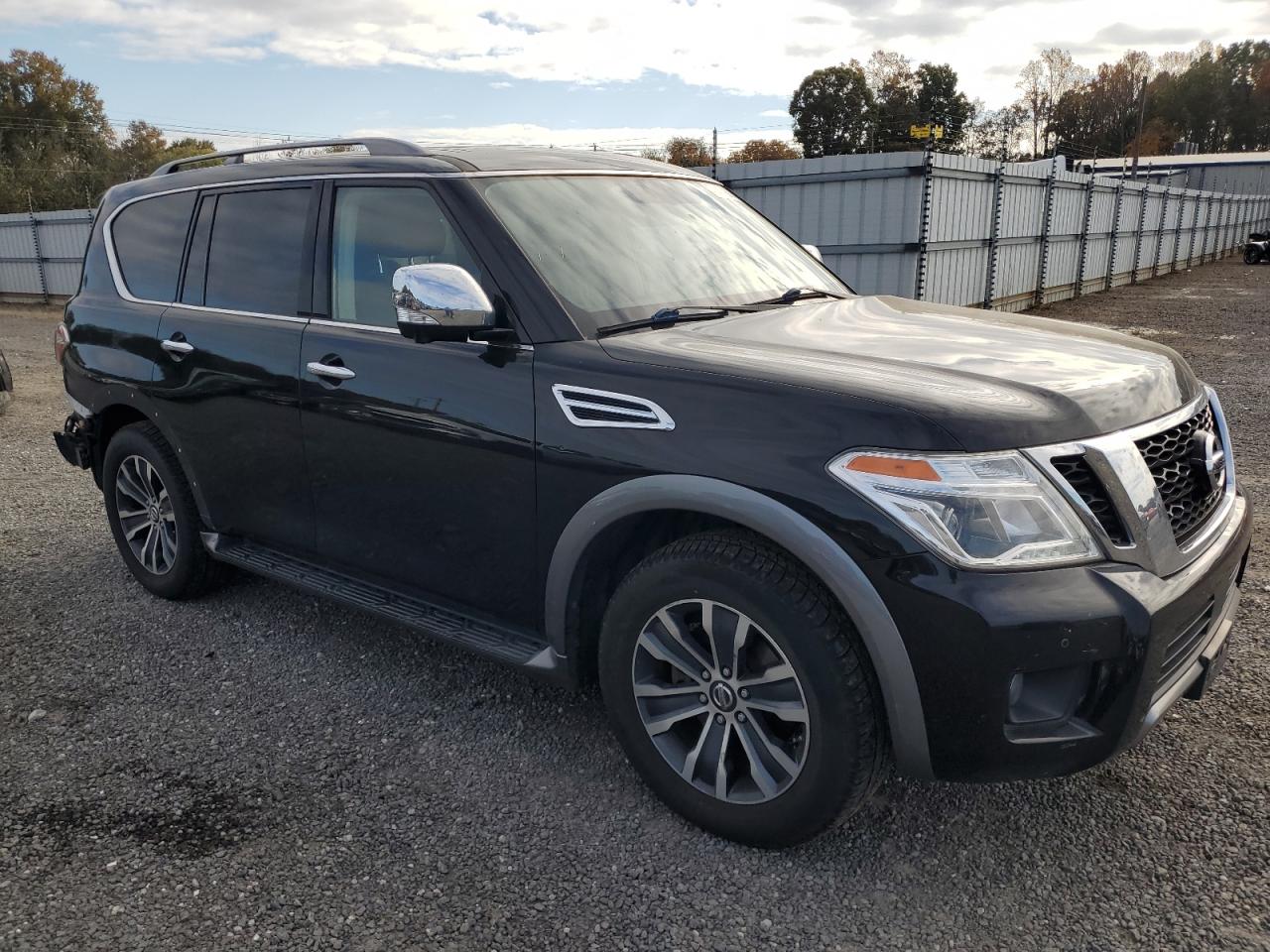 2019 Nissan Armada - Image 4