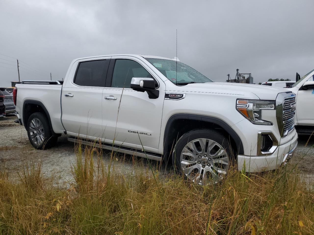 2021 GMC Sierra - Image 4