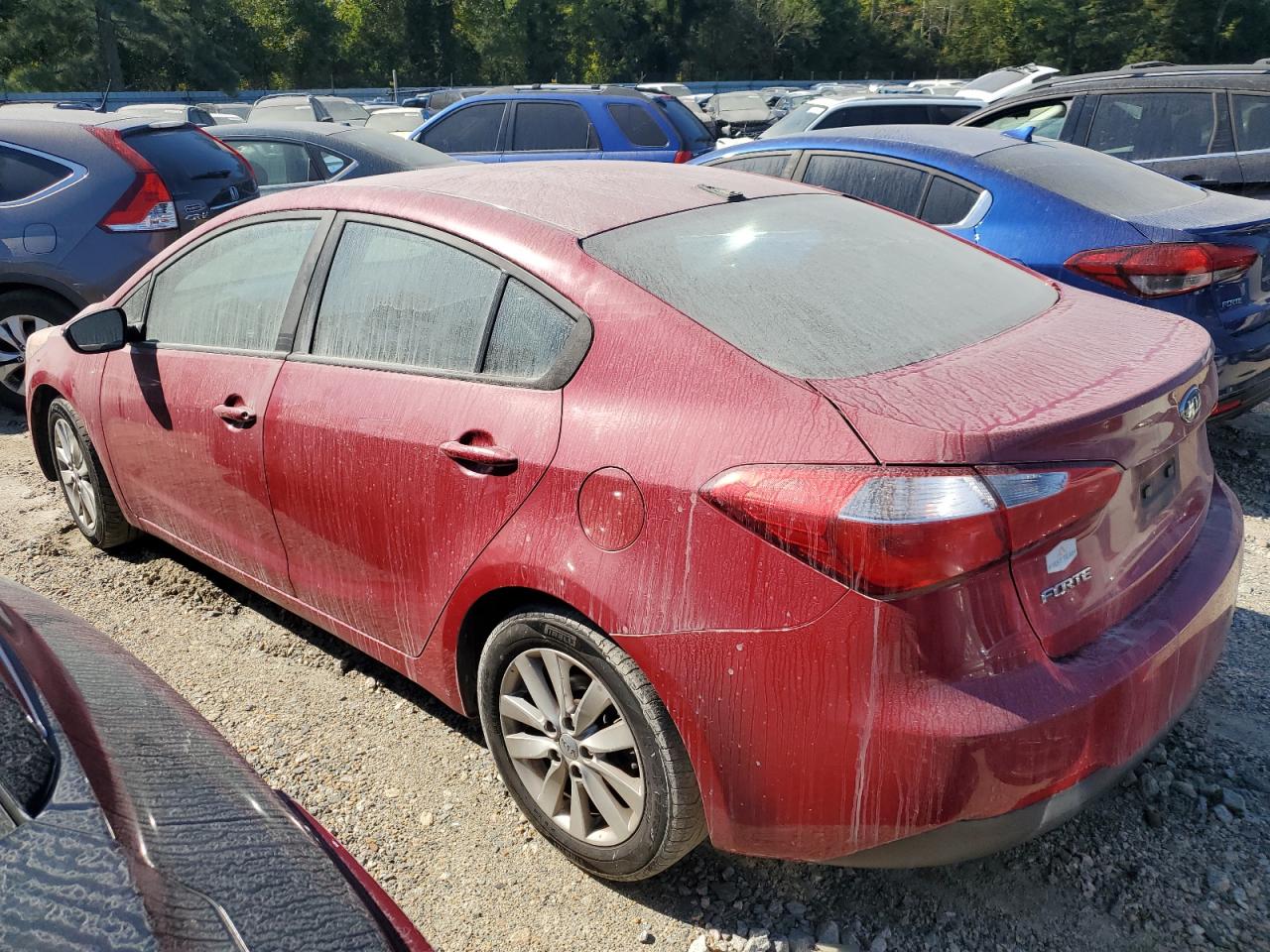 2016 Kia Forte - Image 2