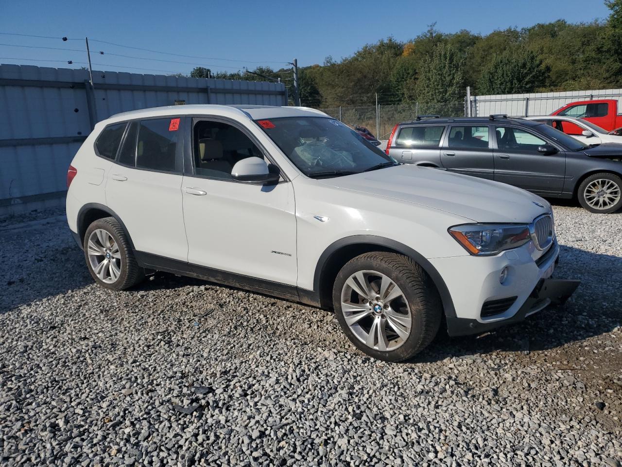 VIN 5UXWX9C50F0D45587 2015 BMW X3 no.4