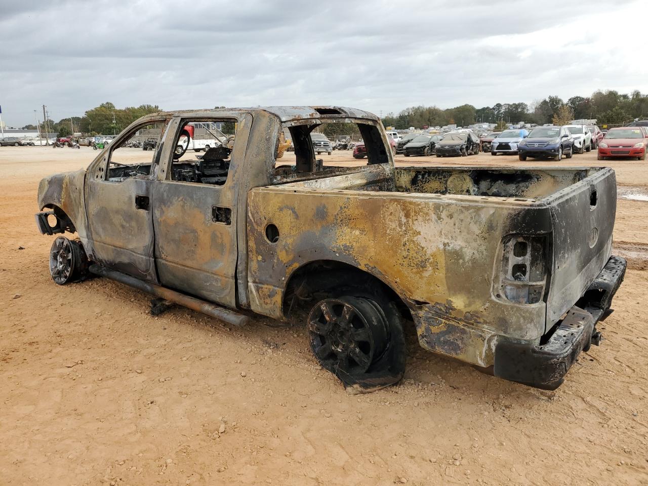 2006 Ford F-150 - Image 2