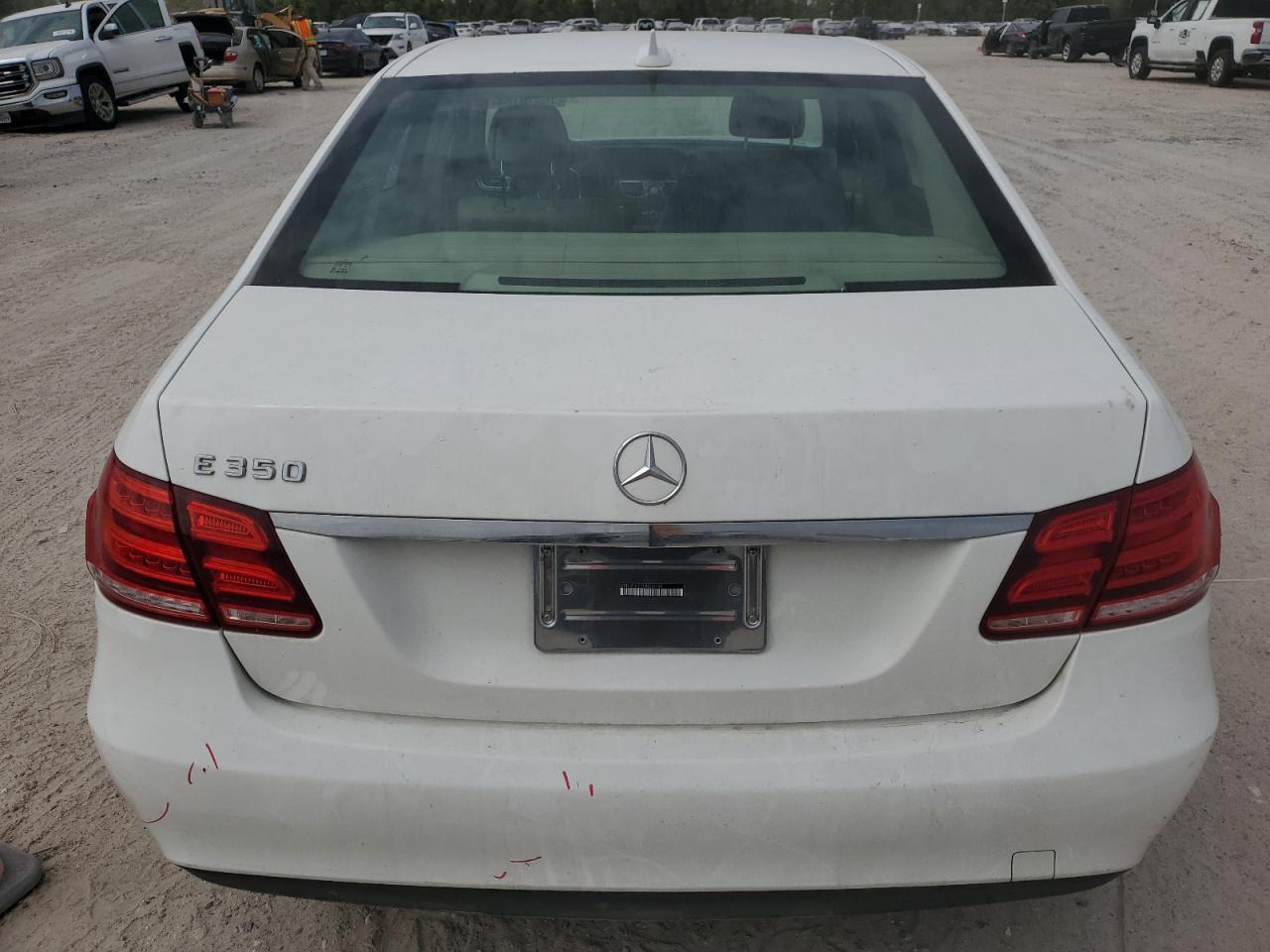 2014 Mercedes-Benz E 350 VIN: WDDHF5KB7EA856142 Lot: 75410154