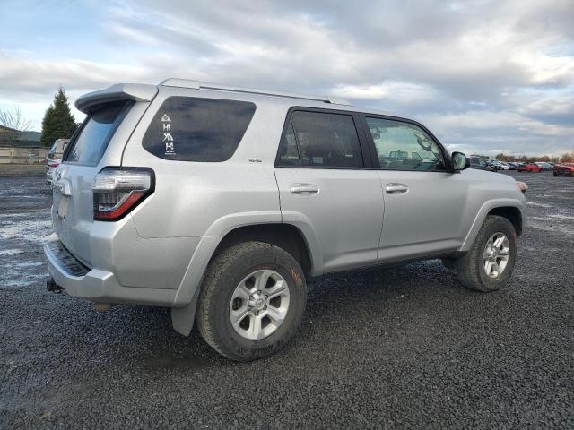  TOYOTA 4RUNNER 2017 Srebrny