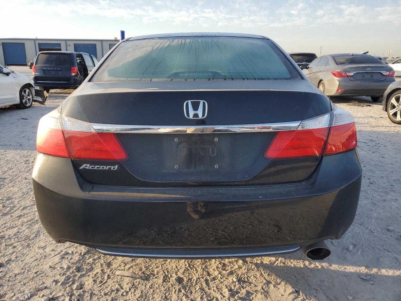 2015 Honda Accord Lx VIN: 1HGCR2F33FA242396 Lot: 72436444