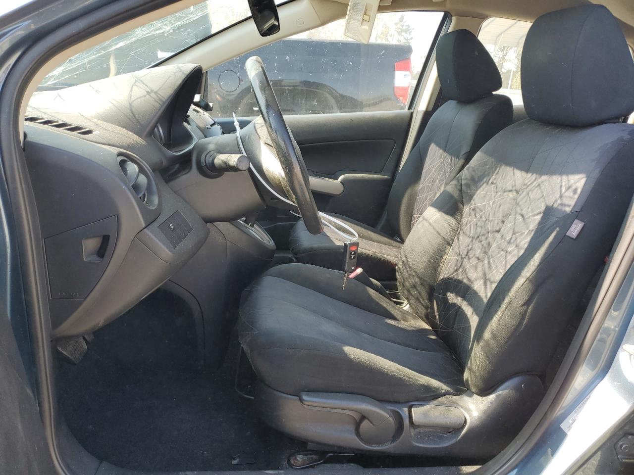 2014 Mazda 2 - Image 7