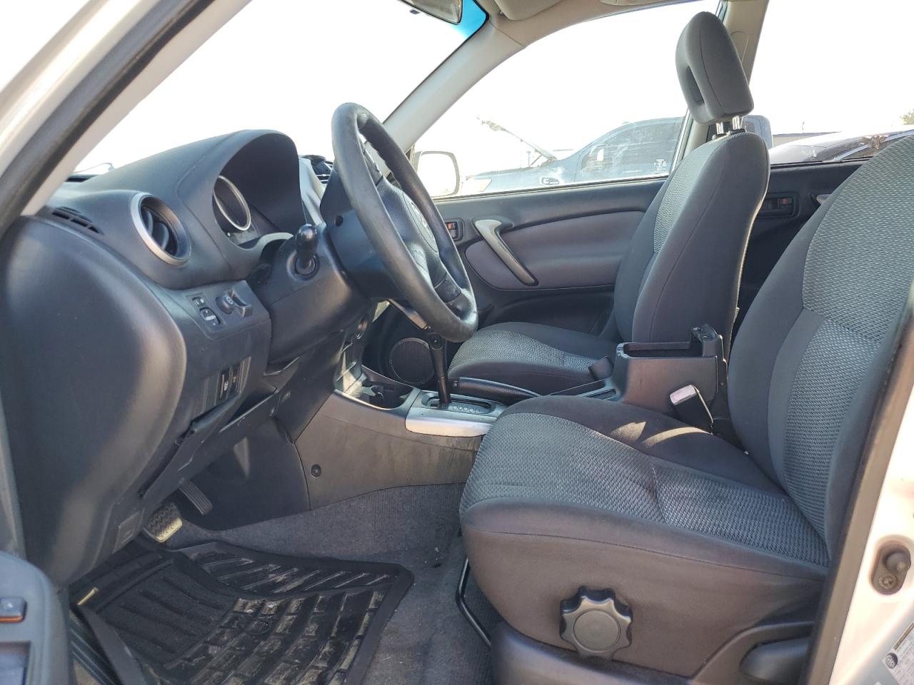 2005 Toyota RAV 4 - Image 7