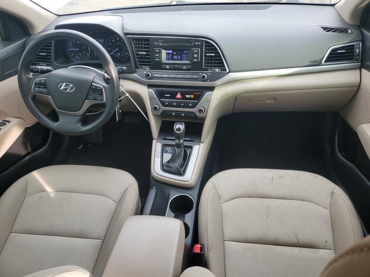 2017 Hyundai Elantra - Image 8