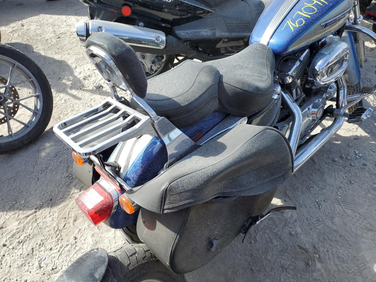 2009 Harley-Davidson Xl1200 C VIN: 1HD1CT31X9K411021 Lot: 76704154